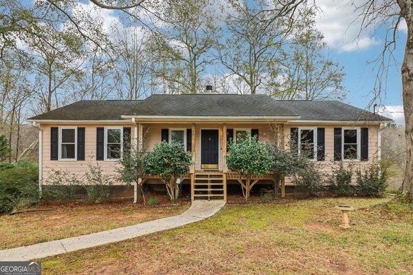 230 Aspen Lake Drive, Newnan