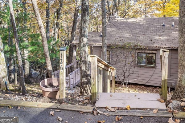 200 Villa Road, Jasper