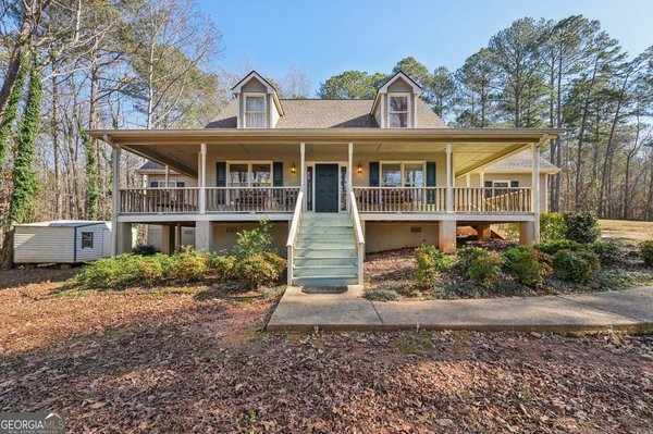 64 Persian Place, Whitesburg