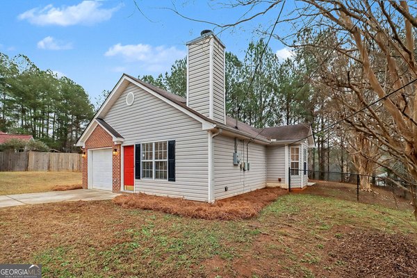 6731 Browns Mill Trail, Lithonia