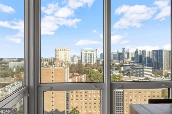 2870 Pharr Court South, Atlanta