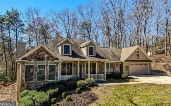 141 Gartrell Street, Ellijay