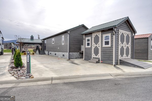 465 Mtn Creek Road, Blairsville