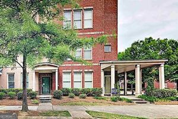 737 Liberty Commons Drive, Atlanta