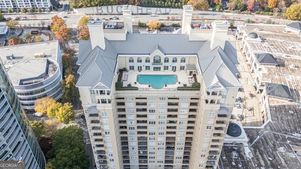 3334 Peachtree Road NE, Atlanta