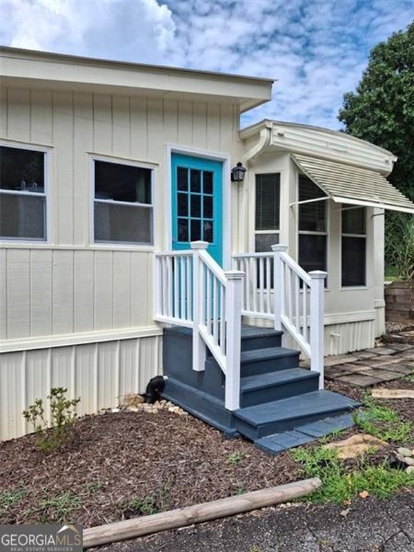 4 FLEETWOOD Road, Cleveland