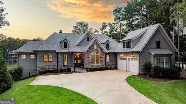 1071 Creek Bluff, Greensboro