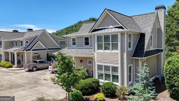 2267 Ushwy 76, Hiawassee