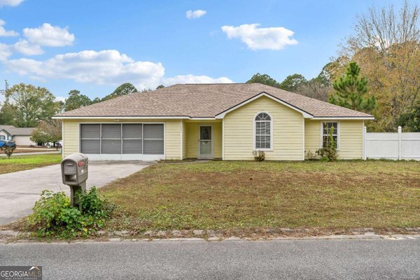 201 Lake Wisteria Drive, Kingsland