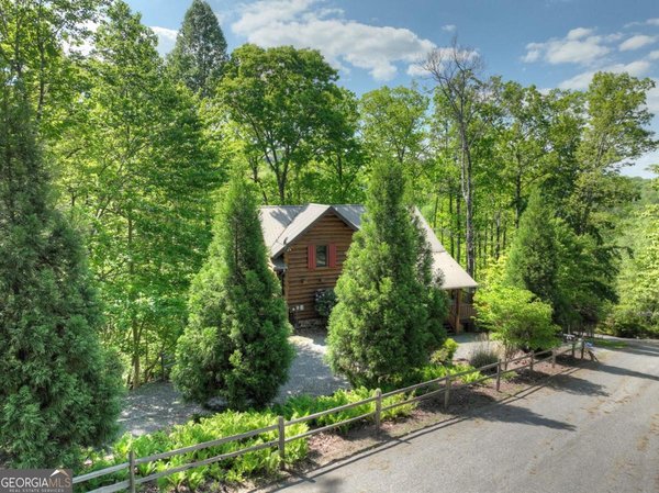 536 Lakeview Road, Blue Ridge