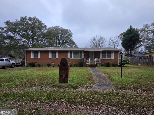 63 Fairmount Drive, Newnan