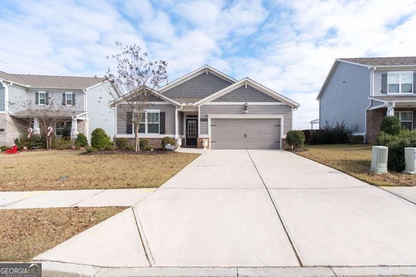 6872 Lake Overlook Lane, Flowery Branch