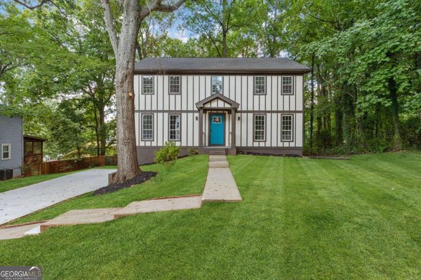 1001 Gunners Walk, Tucker