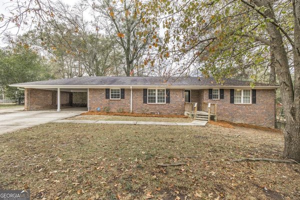 6437 Carey Drive, Macon