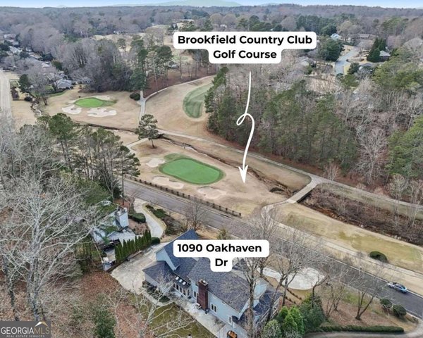 1090 Oakhaven Drive, Roswell