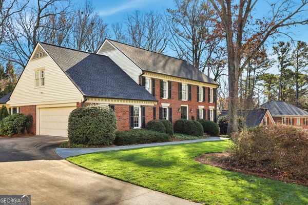 1172 Redfield Ridge, Atlanta