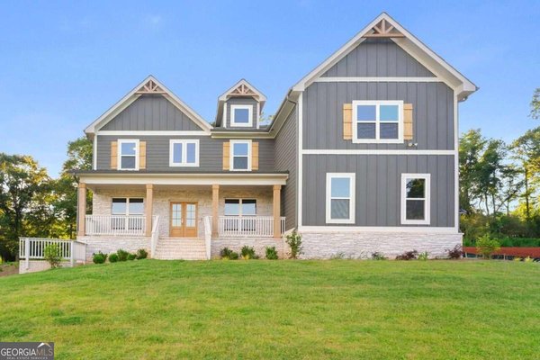 204 Races Road, Hoschton