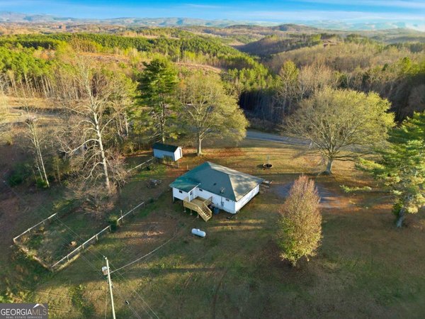 572 Young Loop, Fairmount