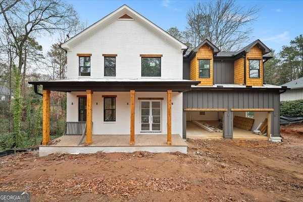 132 Lakeshore Drive, Marietta