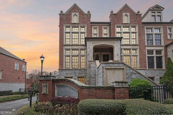 2926 Hermance Drive, Brookhaven