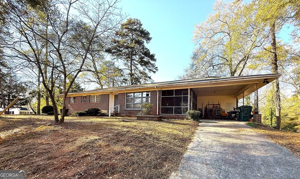 122 Parkwood Drive, Elberton