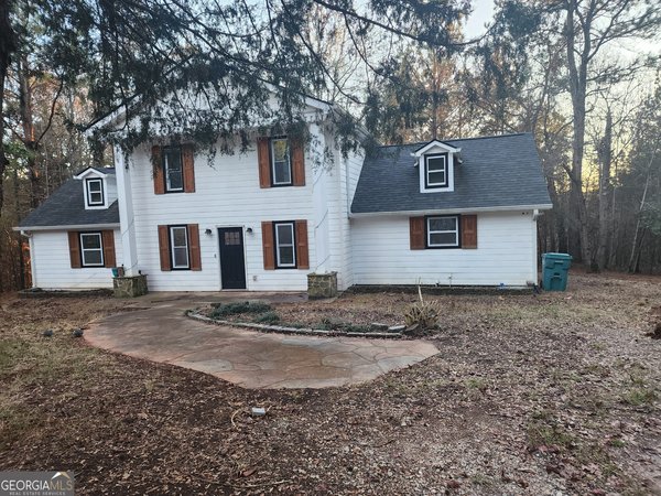 148 Alfred Lane, Newborn