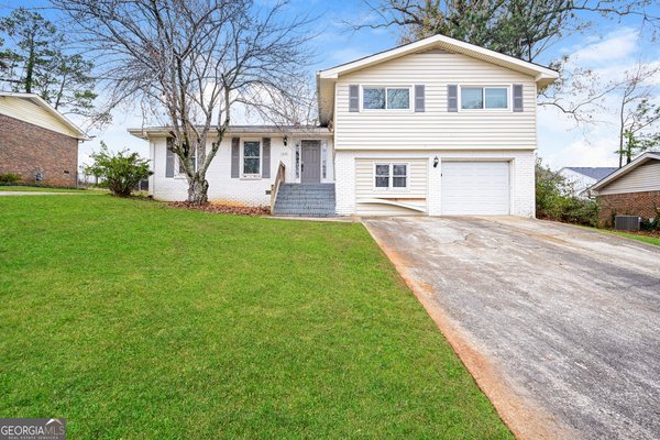 1645 Oak Forest Drive, Conyers