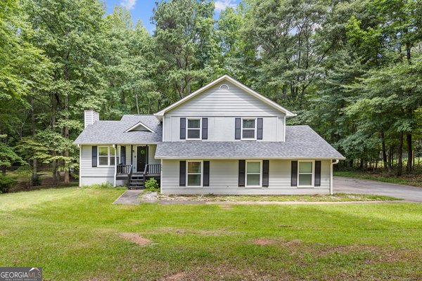 135 Ashley Creek Drive, Newnan