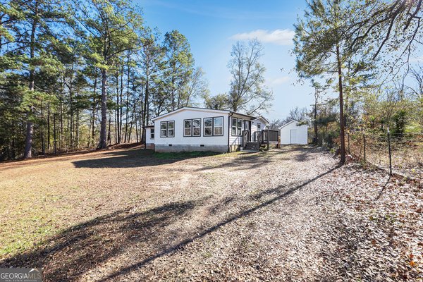 219 Lake Circle, Newnan