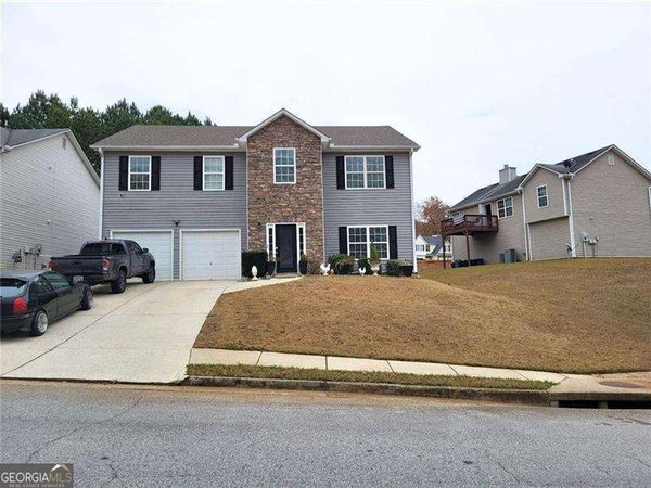 3090 Leatherleaf Trail, Douglasville