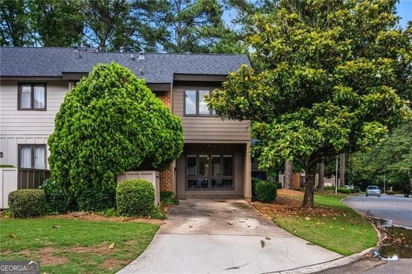 2471 Cedar Brook, Marietta