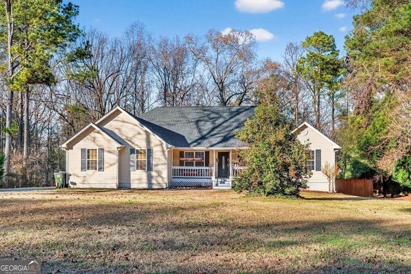 408 Strathmore Drive, Sharpsburg