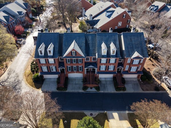 7753 Georgetown, Roswell