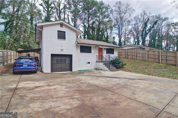 461 Meadowbrook Drive, Marietta