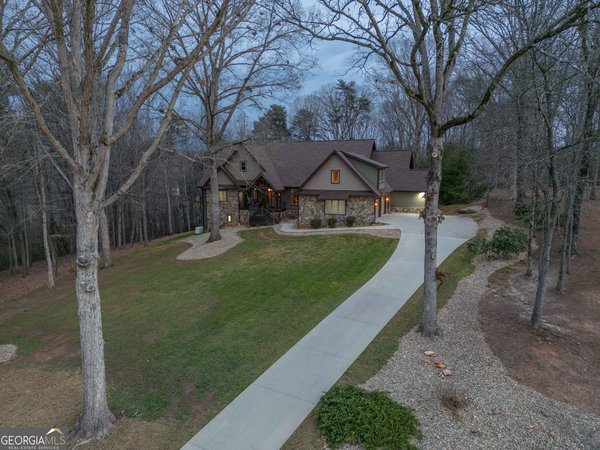 712 Meadow Run Court, Clarkesville