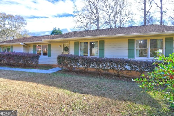 2896 Ripple Court, Snellville