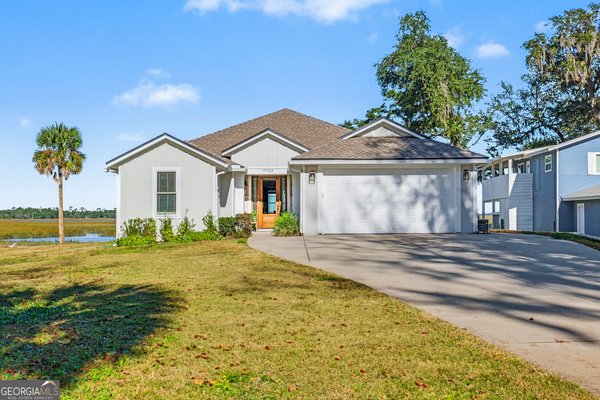 97222 Pirates Point Road, Yulee