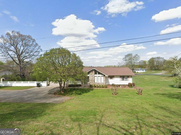 4549 Oak Street, Oakwood