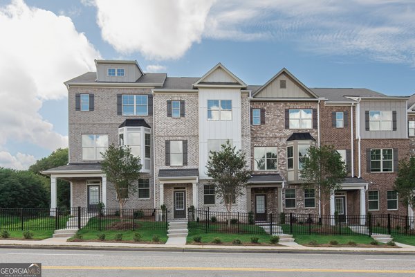 525 Fundao Lane, Lawrenceville