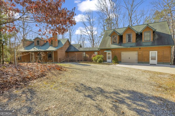 215 Stonehedge Drive, Clarkesville