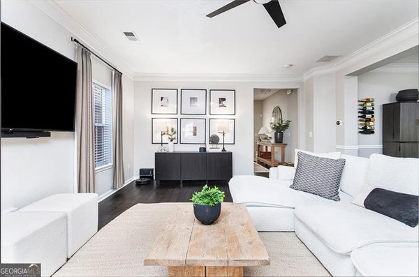 108 Hollinger, Marietta