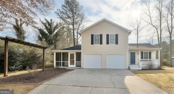 221 Harlee Lane, Lawrenceville