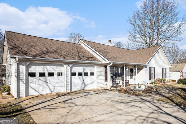 118 Manning Mill Road, Adairsville