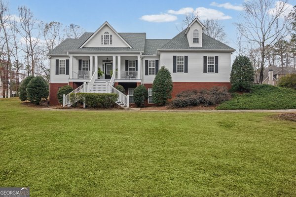 120 Longwood Lane, Newnan