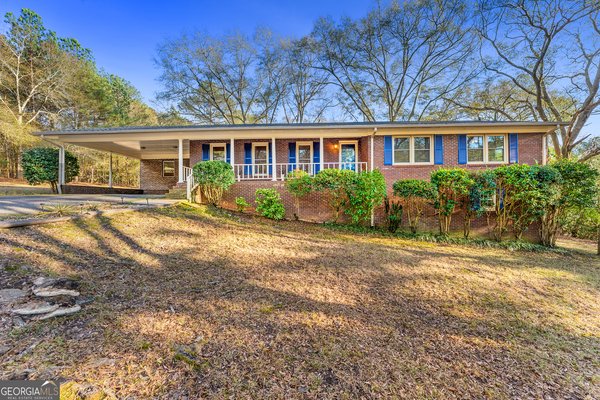 101 Fisher Drive, Hartwell