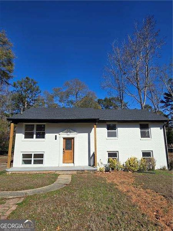 332 Downing Court, Jonesboro