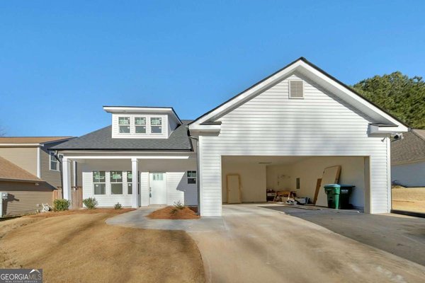 312 Hillcrest Lane, Canton