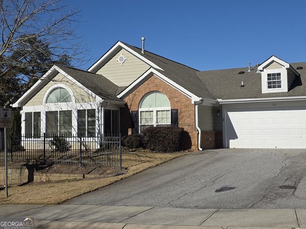 102 CASCADE PARK Drive, Atlanta