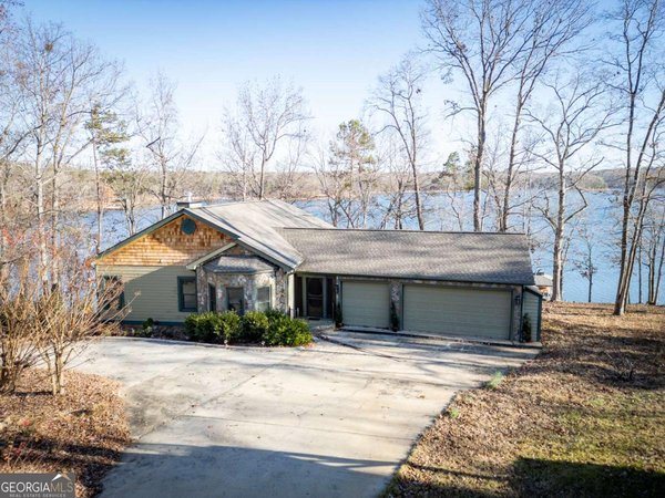 196 Sugar Cane Drive, Hartwell