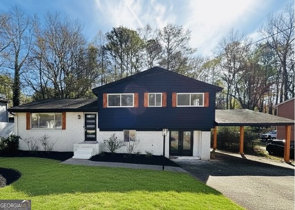 6695 Cedar Hurst Trail, Atlanta